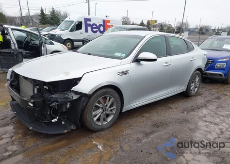 2020 Kia Optima Lx z USA, uszkodzony, nr VIN 5XXGT4L38LG427495